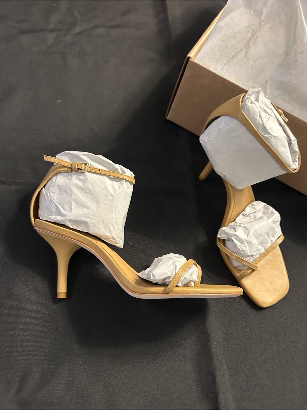 Reformation Tan Strappy Mid Heel Sandals